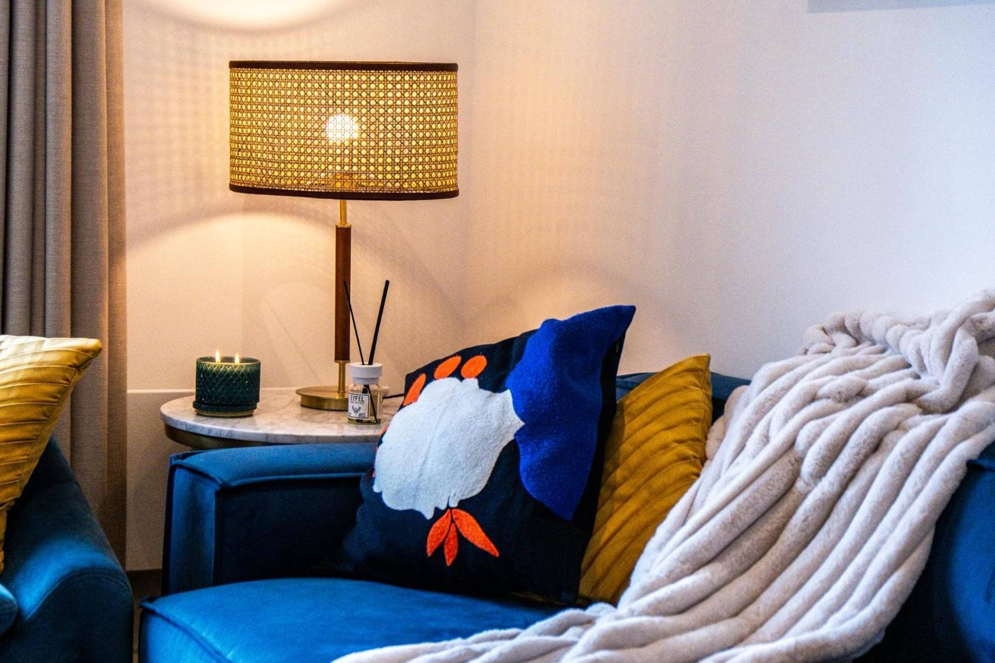 Luxurious & Glamorous Centrally Located 2 Bedroom 2 Bathroom Apartment - Central Birmingham - Secure Parking - Netflix Exterior foto